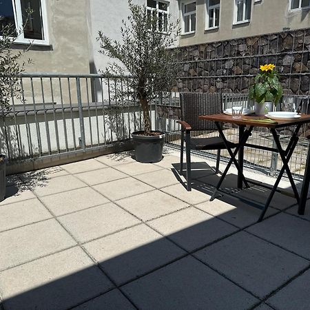 Klein Aber Fein Mit Terrasse Apartment Vienna Exterior photo
